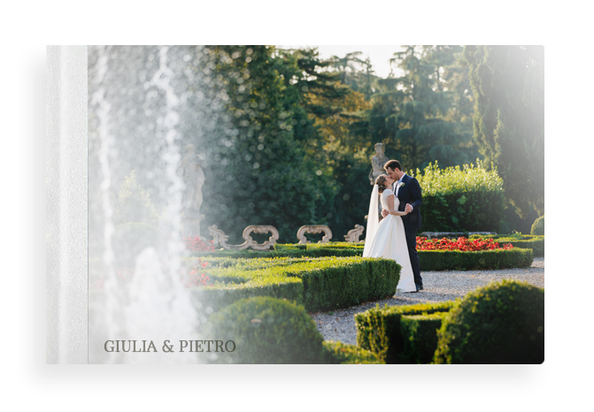 Foto esempio di un album di matrimonio con copertina in metacrilato