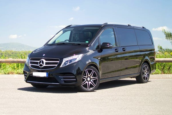 8 Seater MPV Hire London