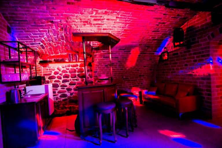 sala z barem w toruniu