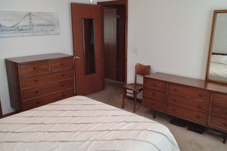 second bedroom