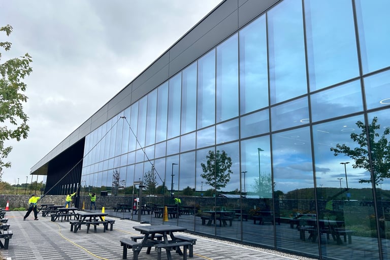 Cleanmax: Safe and efficient high-level window cleaning with eco-friendly solutions.