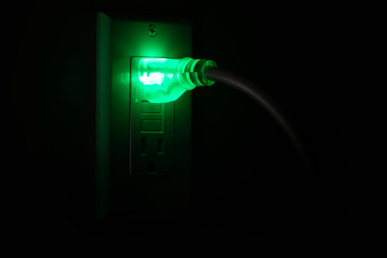 Lite up plug in outlet