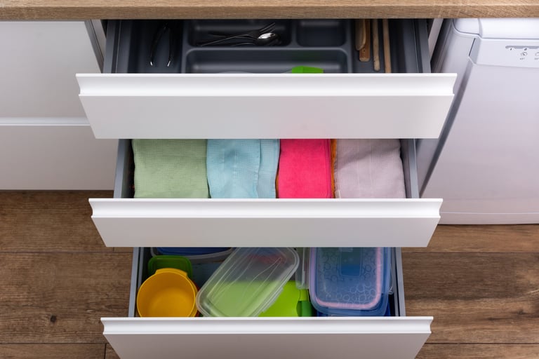 Soft-close drawer channel system for smooth kitchen drawers