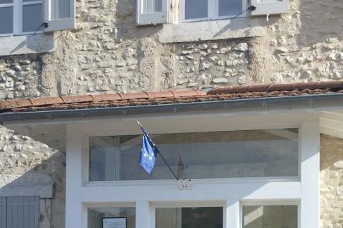 La Motte-Fanjas, dans le Vercors, terre de Résistance, n'arbore que le drapeau européen