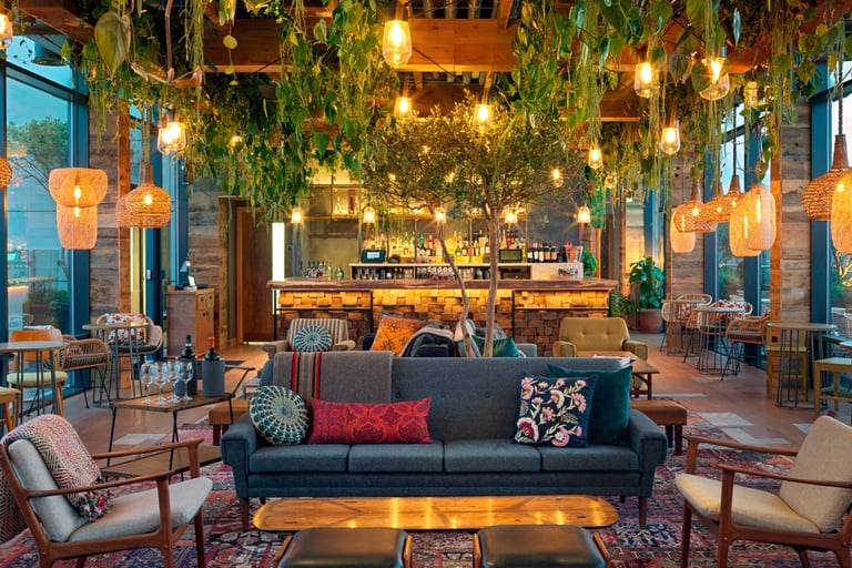 treehouse hotel, dining room