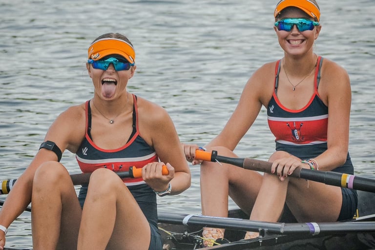 Some happy faces before the race begins