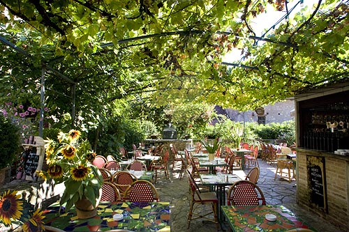 Bar Brasserie bonne franquette à Saint-Cirq-Lapopie Lapopie