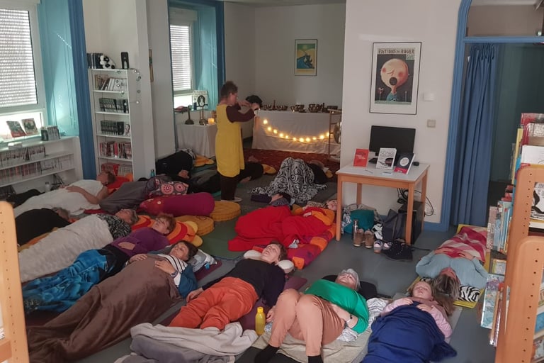 Photo prise pendant une intervention en entreprise, à la médiathèque de Pordic