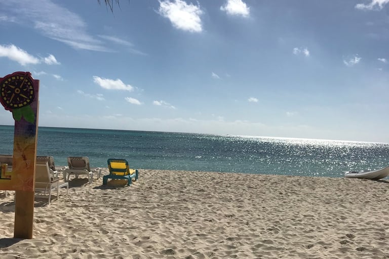 Snorkeling Beach at Faro Cerlain