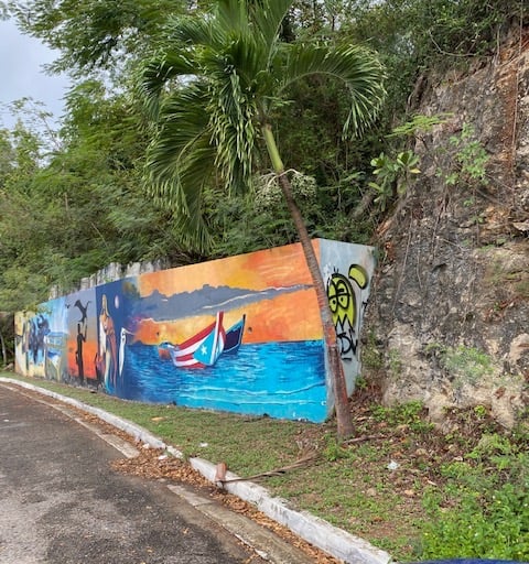 Colorful Aguadilla driving to Cabo Rojo
