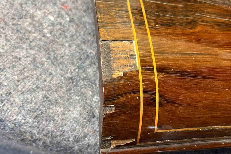 Éclat de placage piano