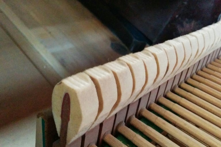 Marteaux plats et marqués