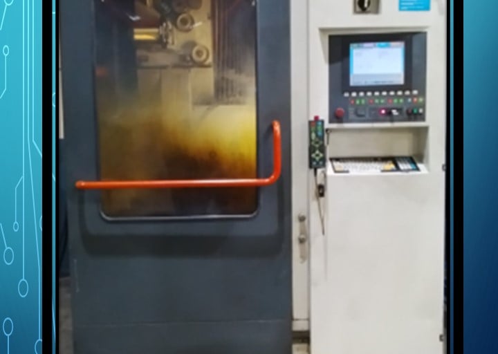 Maquina EDM