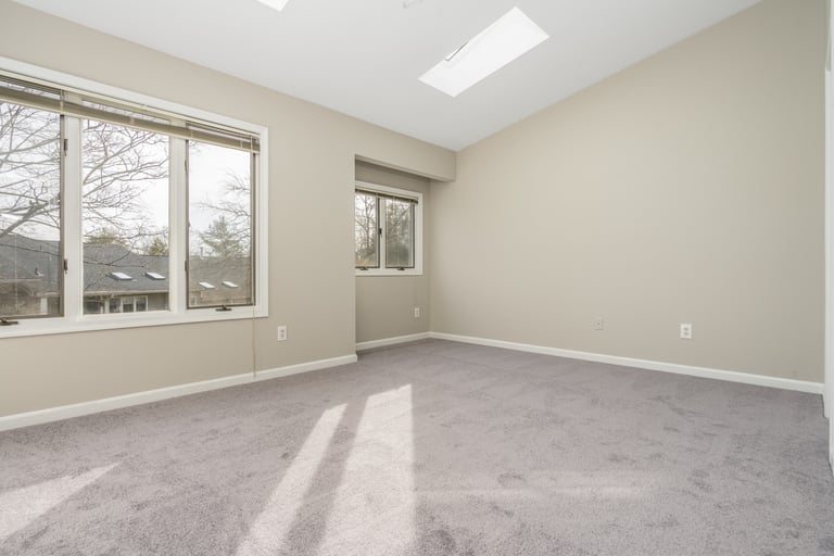 virtual-staging-bedroom-before