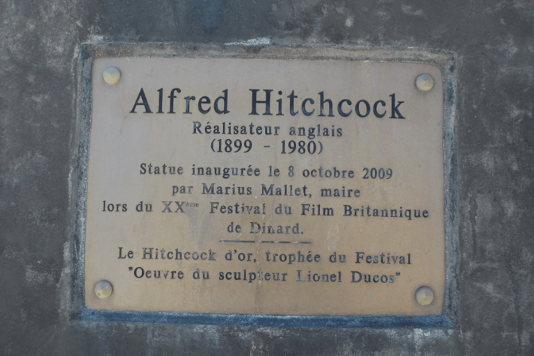 Que faire à Dinard Statue Alfred Hitchcock