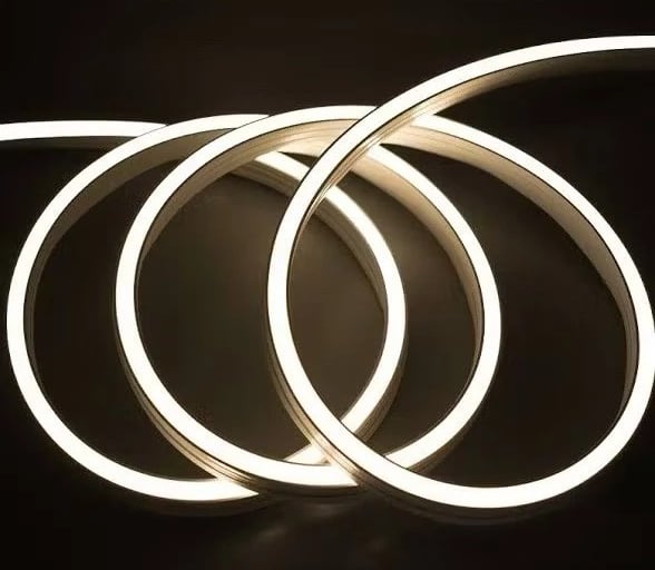 Mangueira Fita LED Neon Flex Branco Quente 3500K 110v/220V Metros