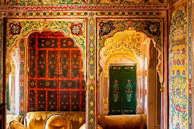 Intricate sandstone architecture at Patwon Ki Haveli in Jaisalmer.