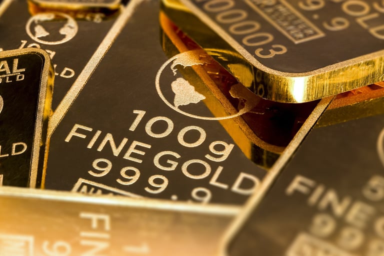 close-up of gold representing central banks using gold, and why you should too for gold ira