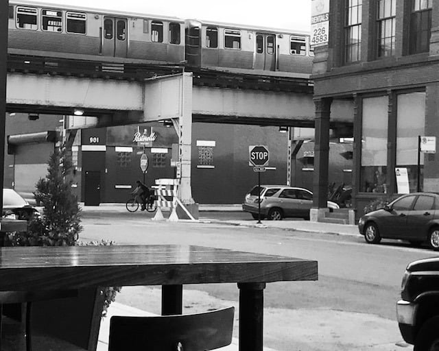 Chicago- above ground train