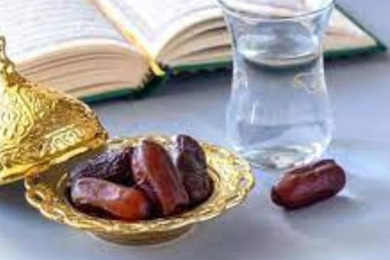 افطار على التمر