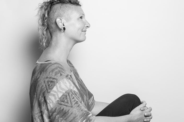 Gaelle serrier maitre verrier à la flamme Tosse