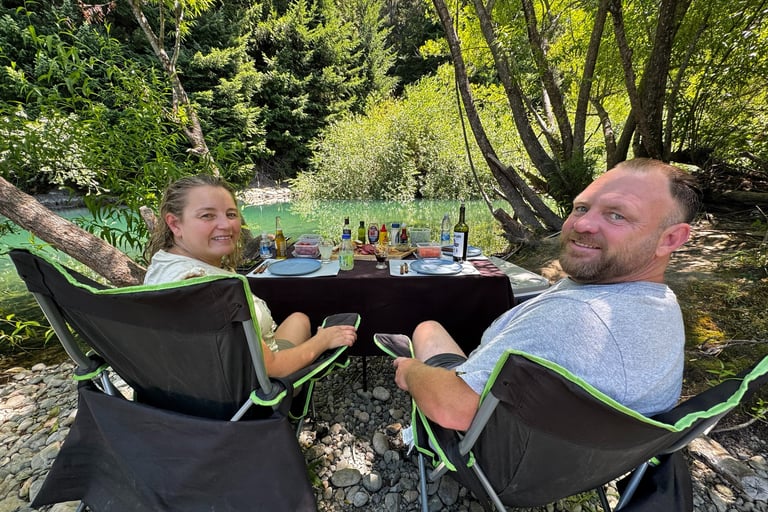 salida de pesc con almuerzo a orillas del rio azul