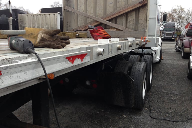 Aluminum trailer, commercial truck, DOT repairs, New Castle, Delaware