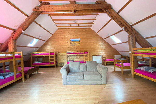 Chambre dortoir à la ferme La Luc