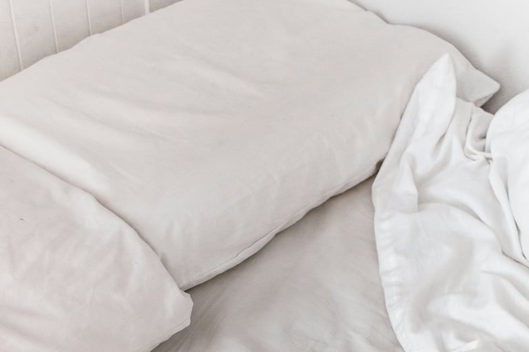 Cuscini in memory foam ergonomici per sistema letto completo