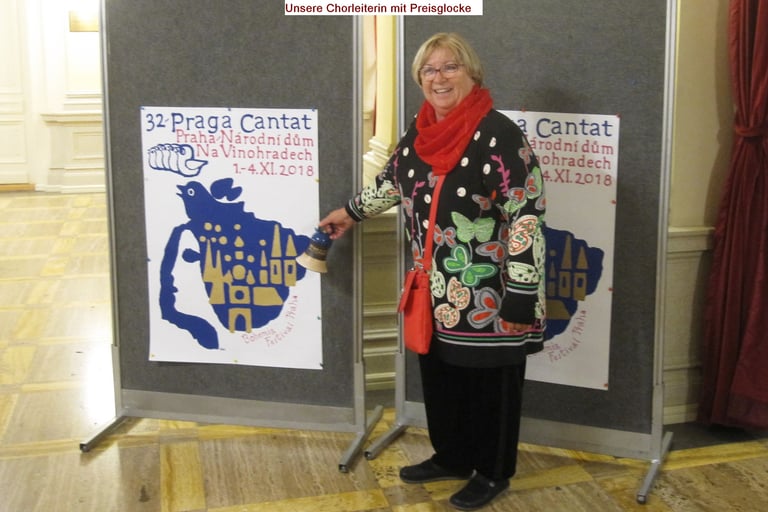 Chorleiterin Gabriele Tschache beim Chorfestival Praga Cantat in Prag