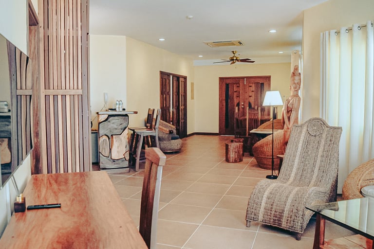 Presidential suite with Coron Island view Corto del Mar