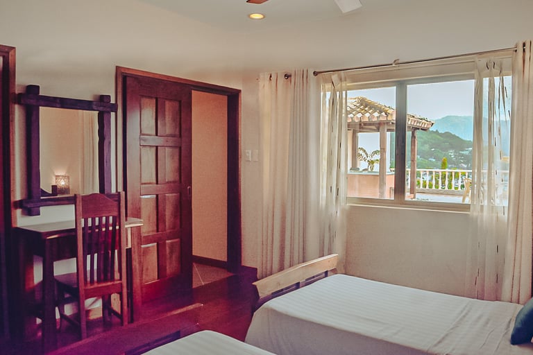 Presidential suite with Coron Island view Corto del Mar