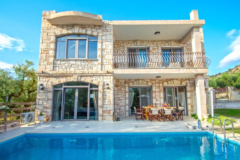 pool villa for group vacation