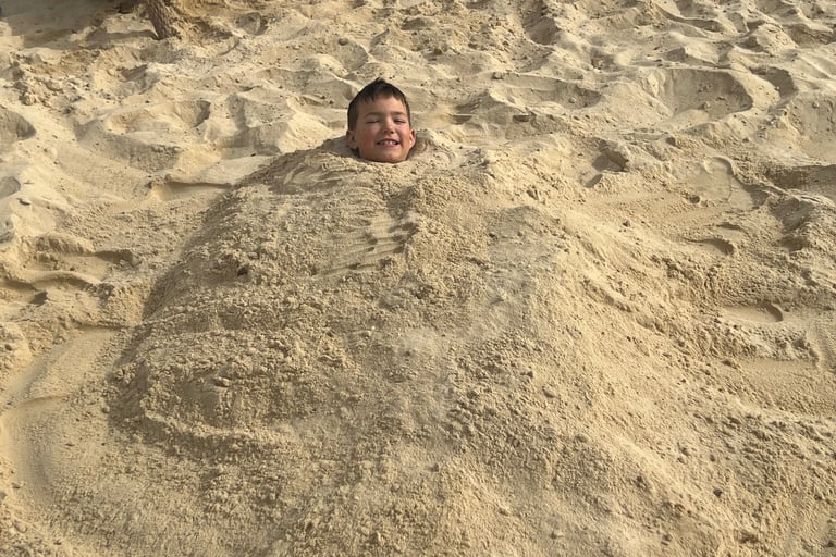 Hilton resort beach dead sea jordan