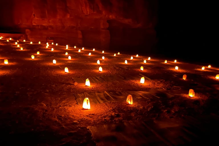 petra by night lanturns
