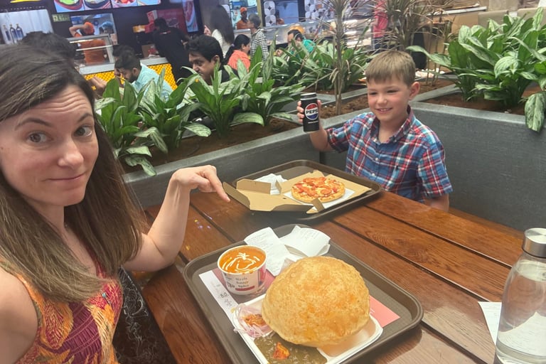 kids eating in india