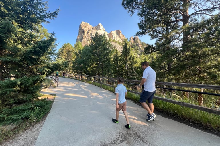 mount rushmore with kids