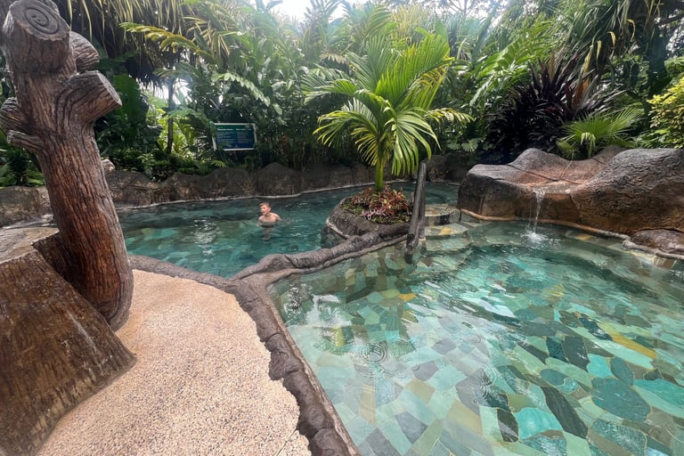 Los Lagos Hotel La Fortuna hot spring pools