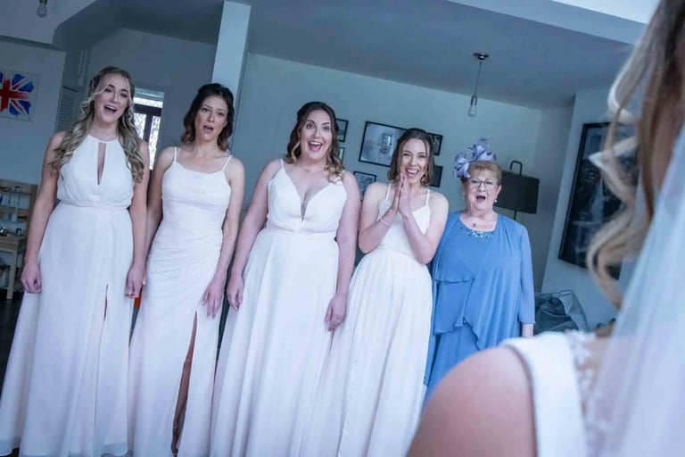 tudor barn Eltham wedding photographer