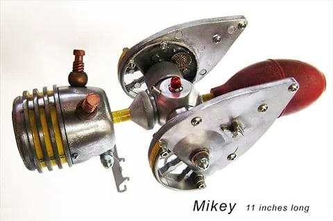Image 1 of flying metal bug named Mikey by sculptor Tal Avitzur.
