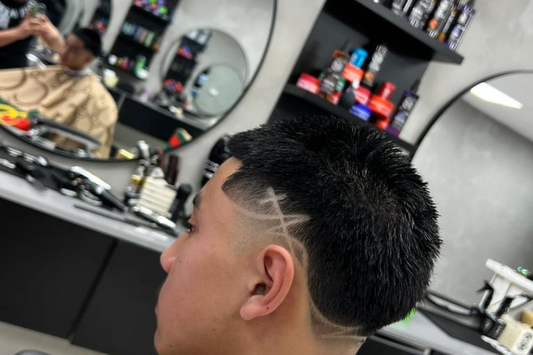 Men’s Cut - Silver barbers Braybrook