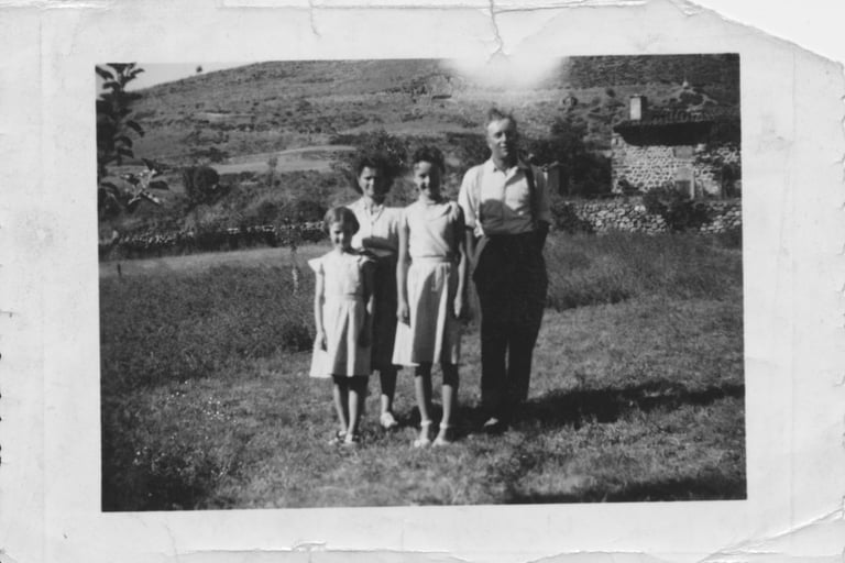 photo ancienne numérisée en haute résolution pour être restaurée