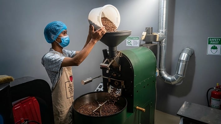 Proses roasting biji kopi terbaik SIn Coffeeshop Palu