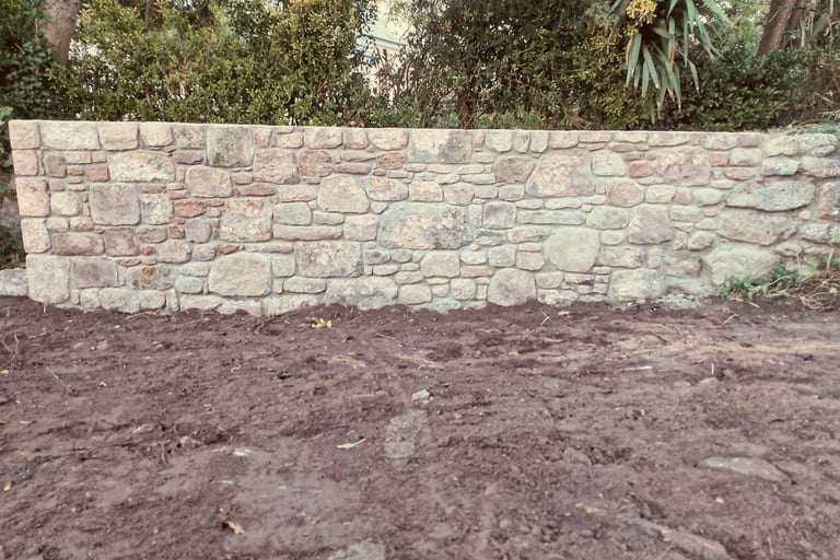 mur en pierre