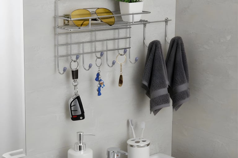 a self with key holder demonstrated