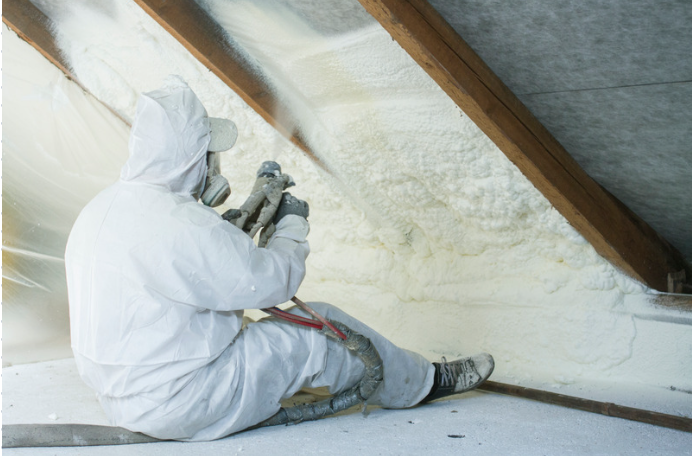 Spray foam attic insulation Southeastern Wisconsin SEWI