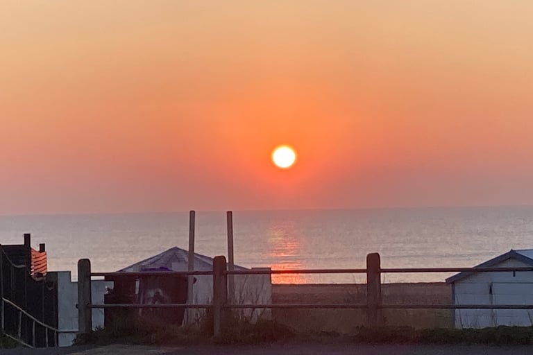 Jenn Thongtan, Green Leaf Hypnotherapy, Online and in West Sussex