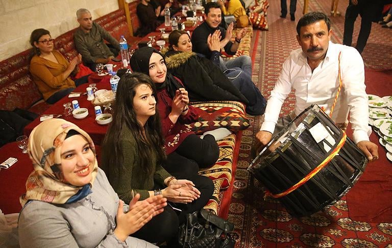 Urfa Sıra ecesi Anında Rezervasyon