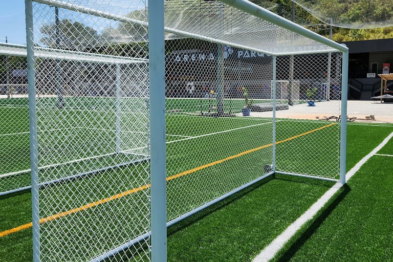 rede-de-protecao-trave-campos-futebol