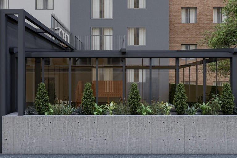retractable vinyl pergola with glass sides